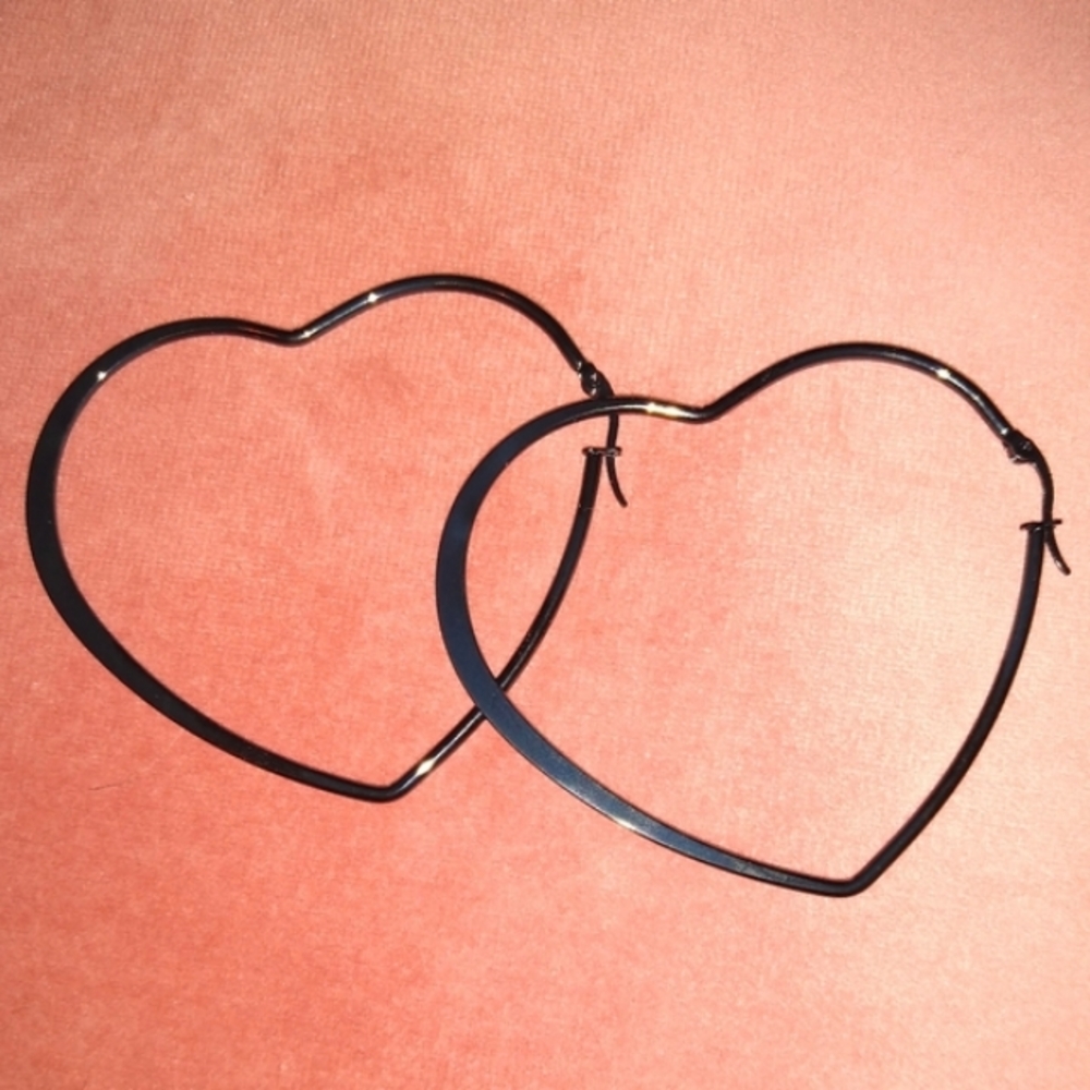 Minimalist Black Heart Shaped Hoops Large Hoop Earrings Big Goth Glam Hearts